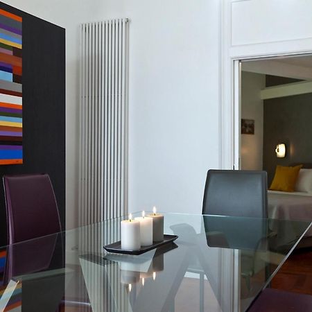 Elegant Apartment At Chiaia By Wonderful Italy Napoli Exterior foto