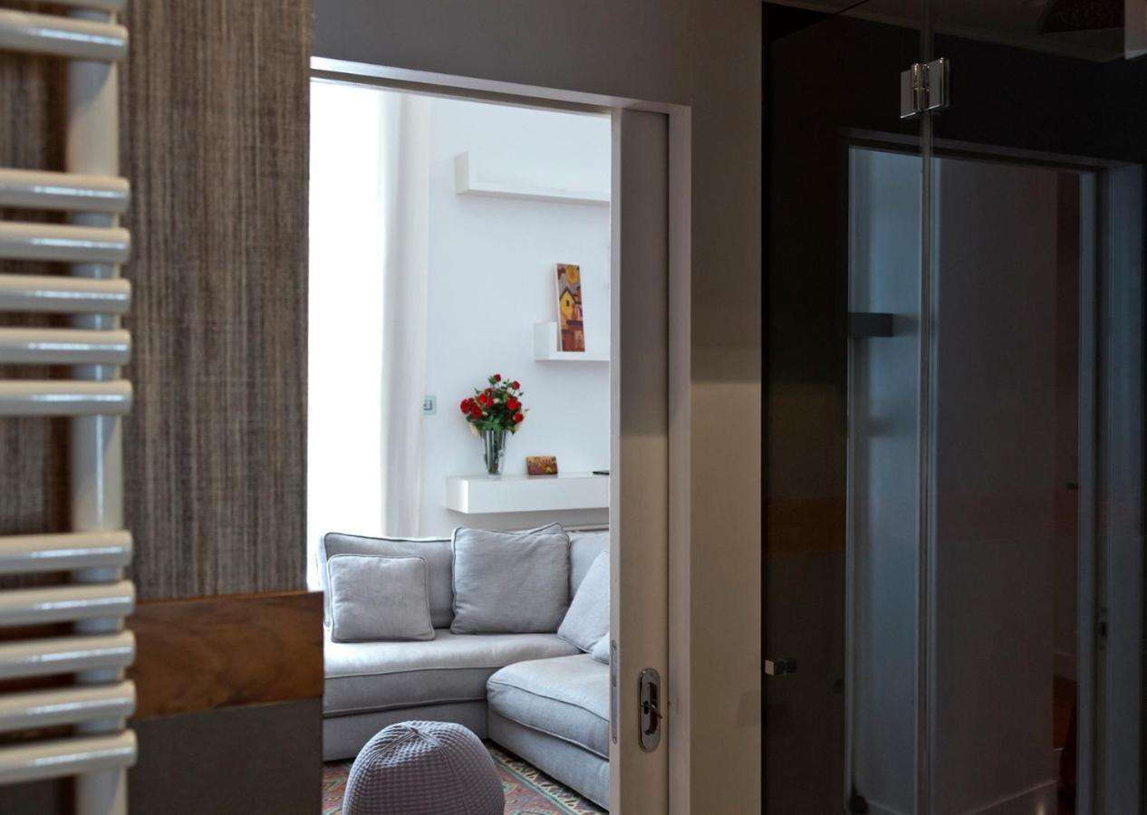 Elegant Apartment At Chiaia By Wonderful Italy Napoli Exterior foto